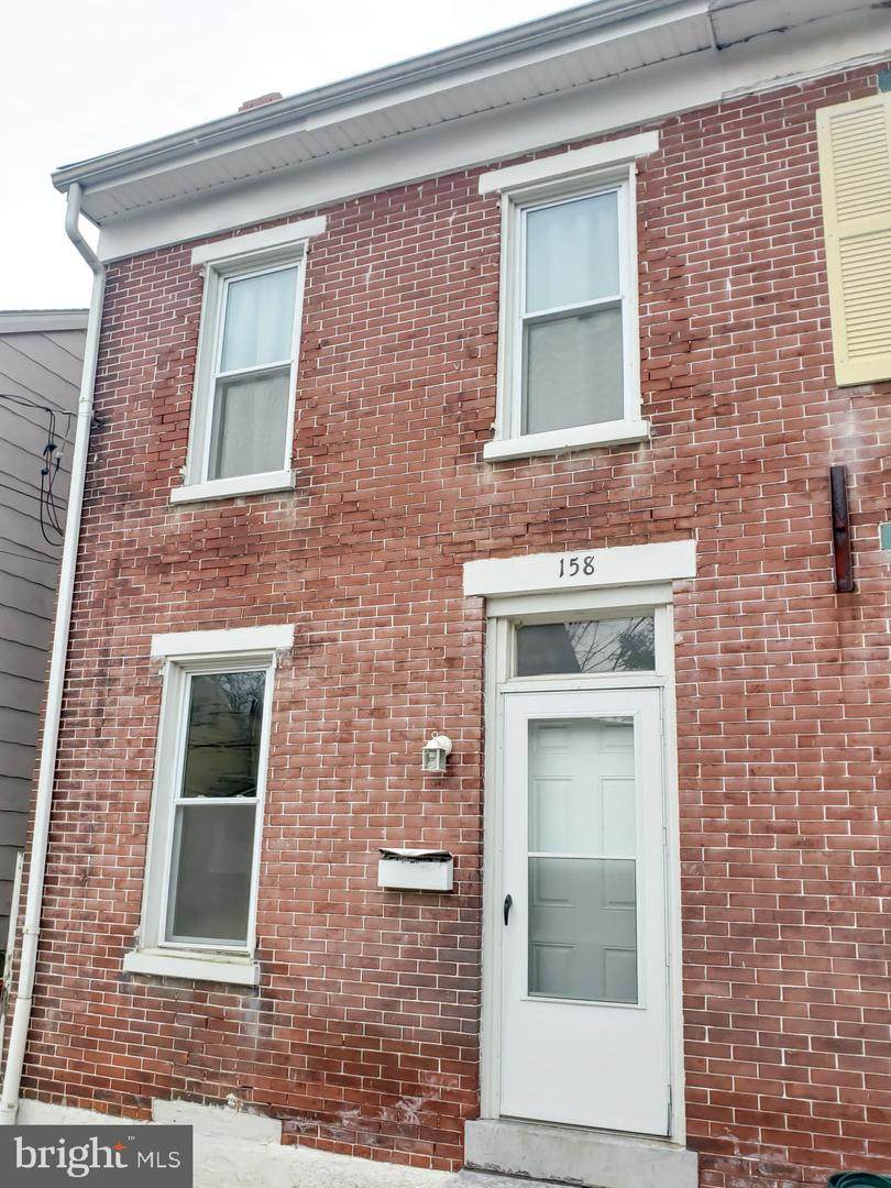 158 Hall Street - Photo 1
