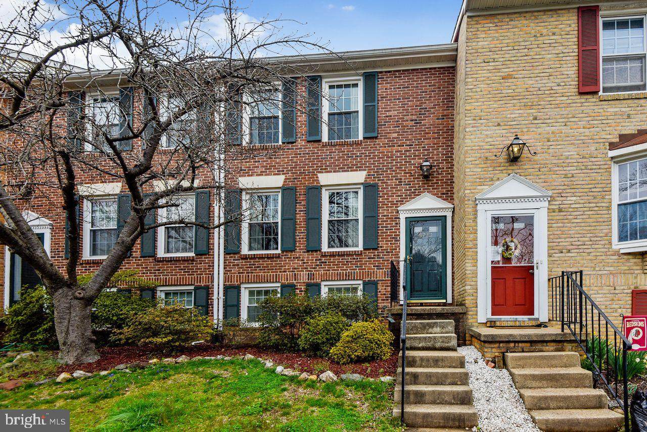 5733 Richardson Mews Square - Photo 1