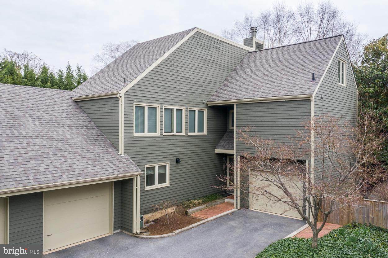 111-B Severn Avenue - Photo 1