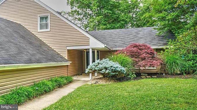 3209 Devonshire Road - Photo 1