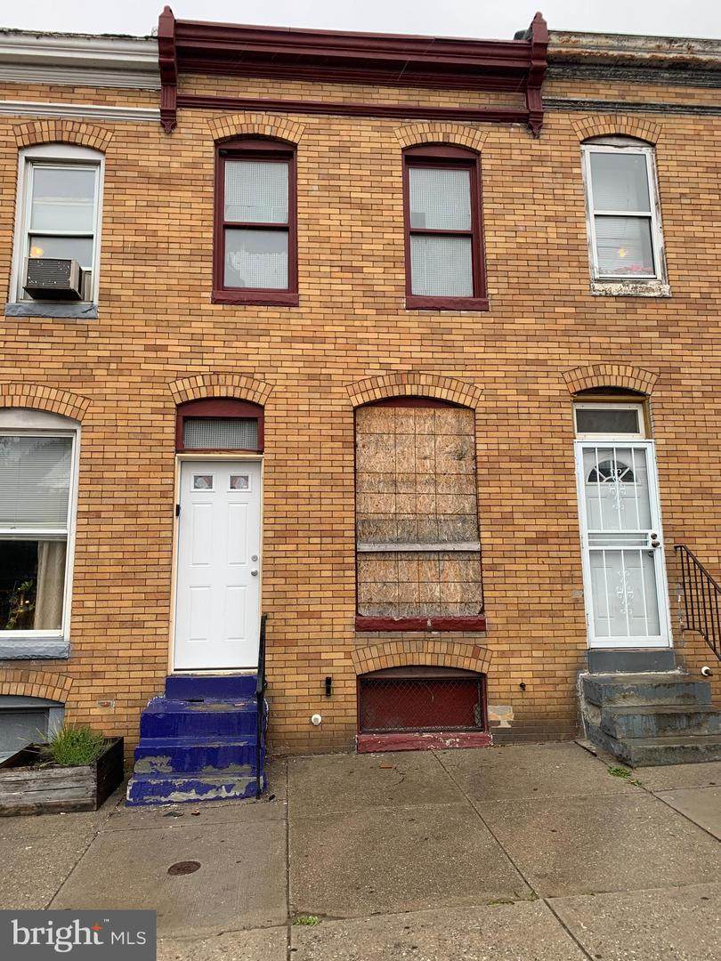 2732 Wilkens Avenue - Photo 1