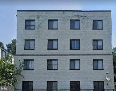 336 37TH Street - Photo 1