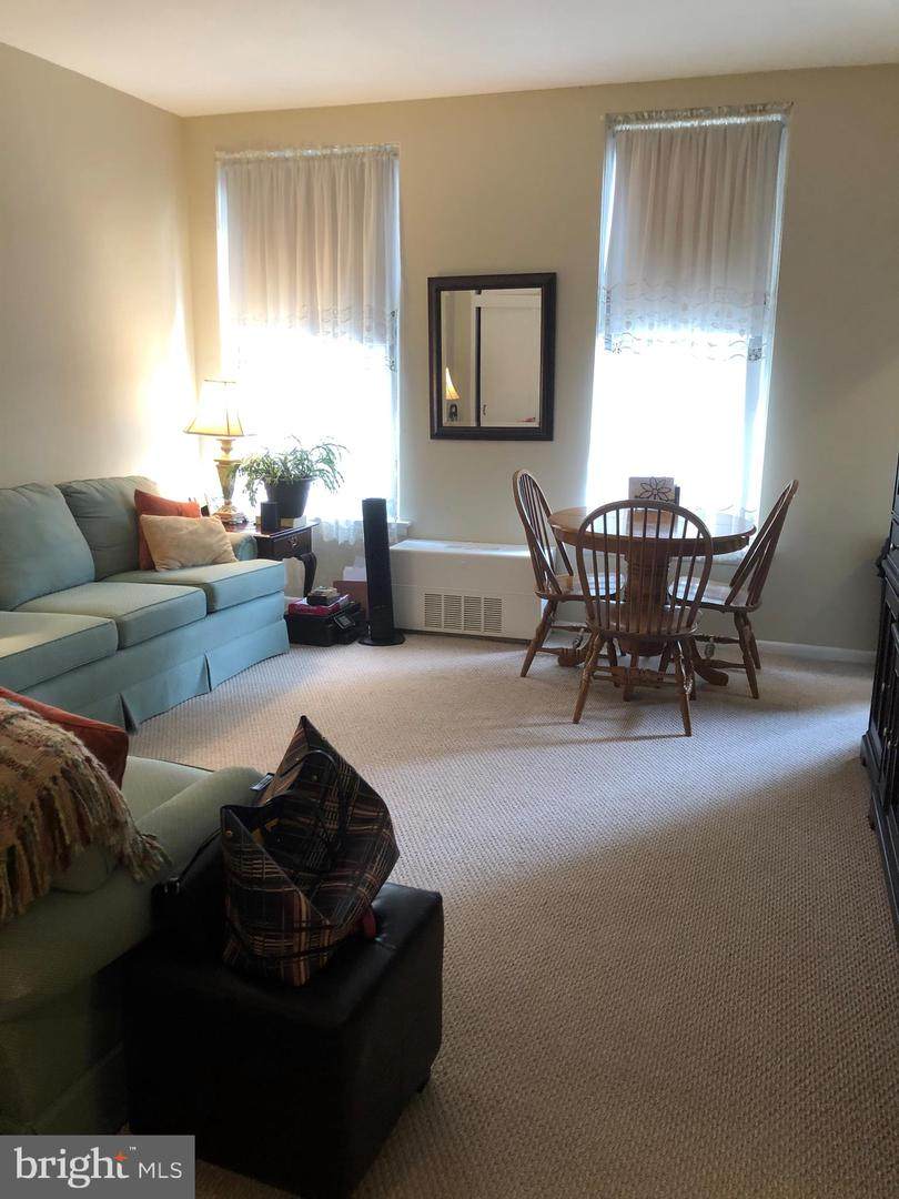 135 19TH Street - Photo 1