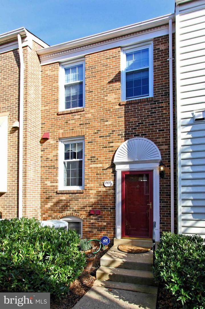1909 Adams Street - Photo 1 1909 Adams Street - Photo 1