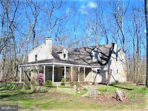 737 Green Street - Photo 1
