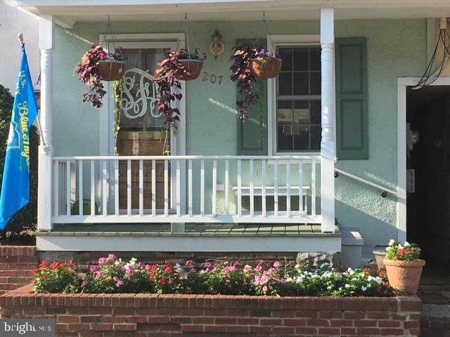 207 Clay Street - Photo 1