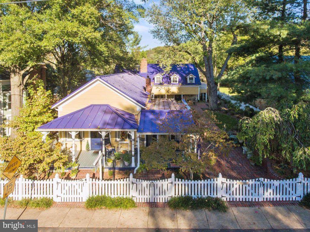 7153 Main Street - Photo 1