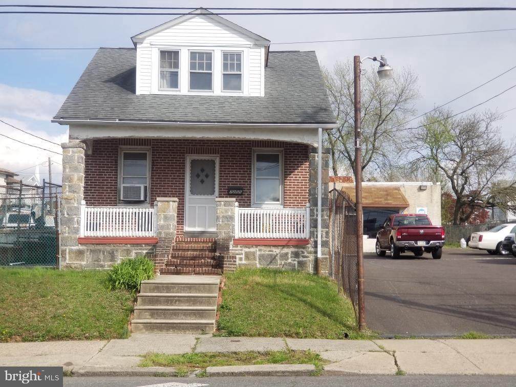 7255 Oxford Avenue - Photo 1