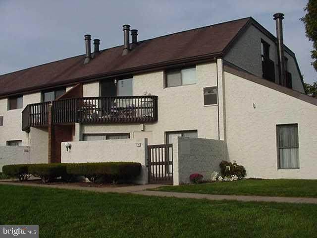 1075 Lancaster Boulevard - Photo 1 1075 Lancaster Boulevard - Photo 1