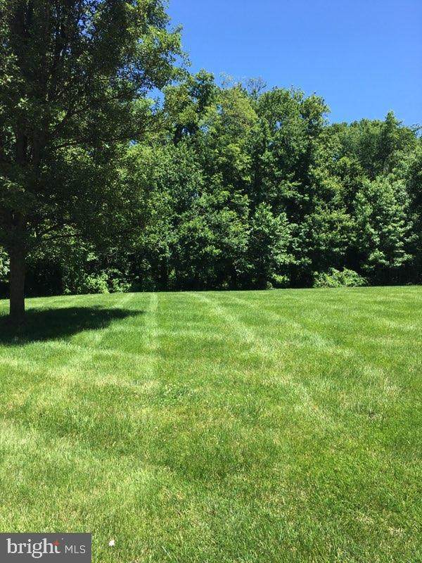 2015 Wall Avenue - Photo 1