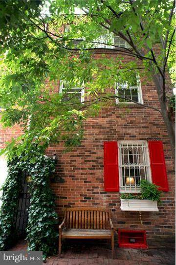 2126 Tryon Street - Photo 1 2126 Tryon Street - Photo 1