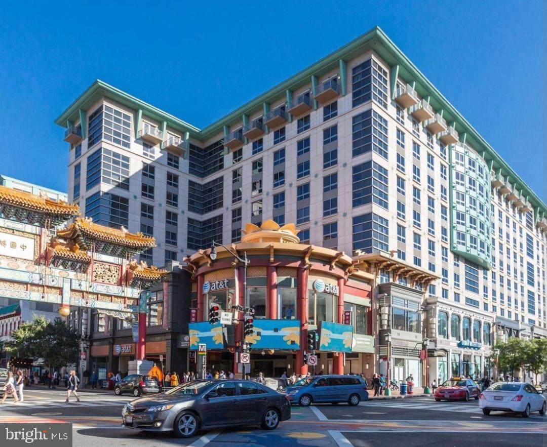 777 7TH Street - Photo 1