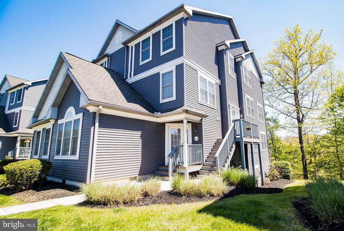 132 Isle Drive - Photo 1