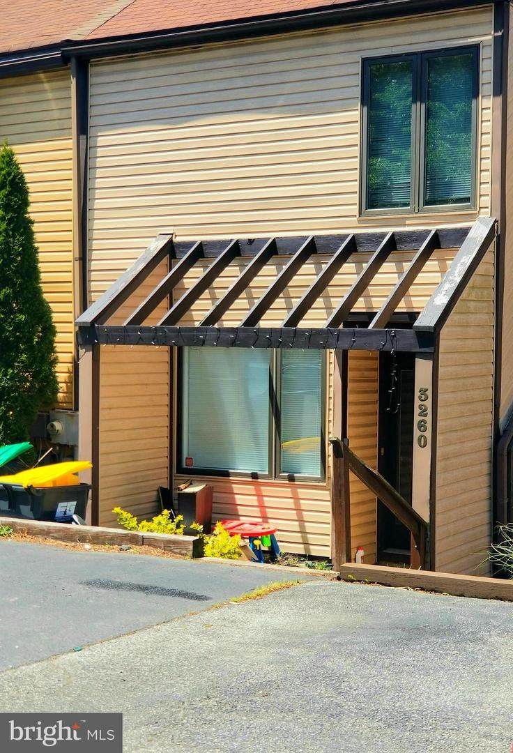 3260 Champions Drive - Photo 1