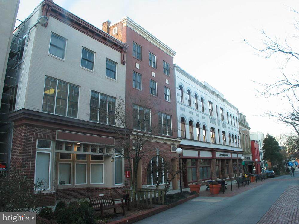212 Main Street - Photo 1