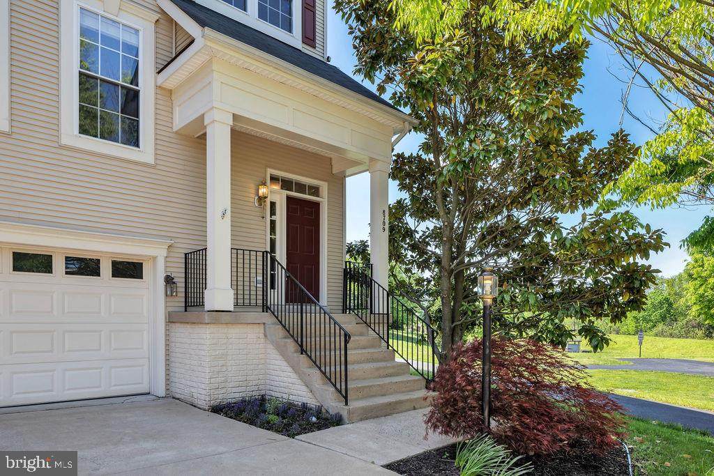 8709 Tarrytown Court - Photo 1 8709 Tarrytown Court - Photo 1