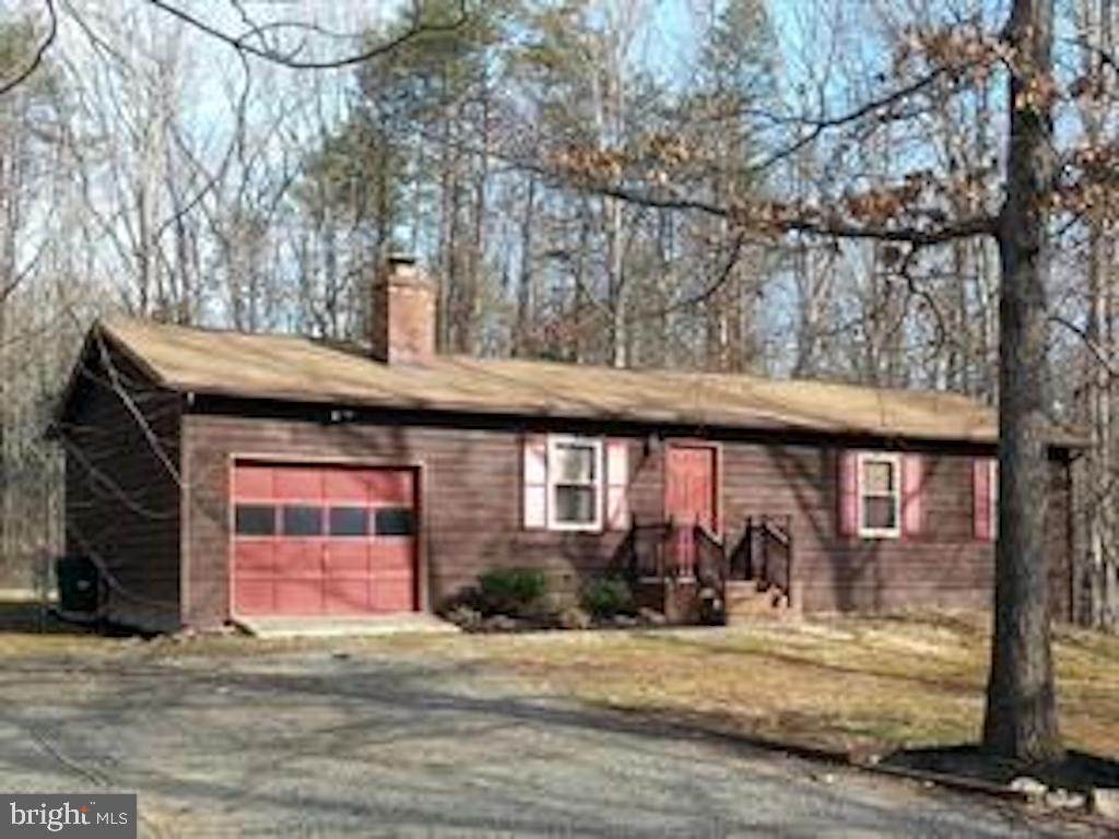 10504 Catharpin Road - Photo 1 10504 Catharpin Road - Photo 1