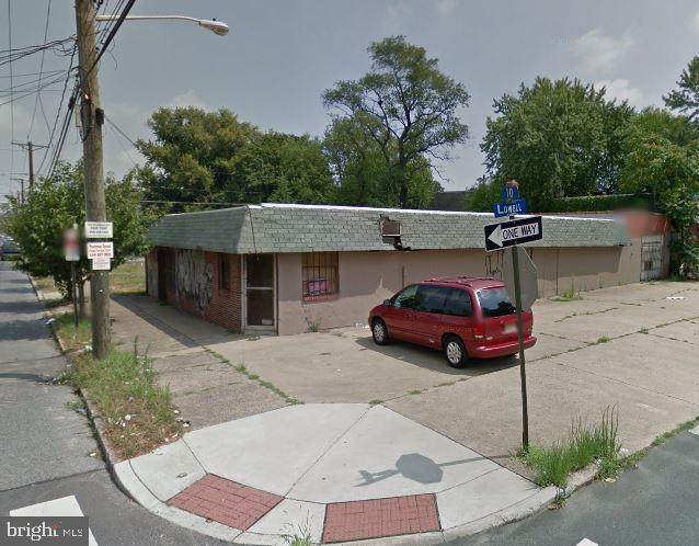 1572 10TH Street - Photo 1