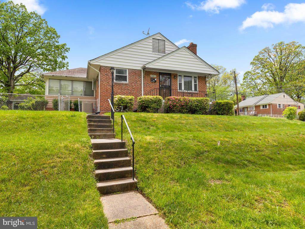 1501 Ruatan Street - Photo 1 1501 Ruatan Street - Photo 1