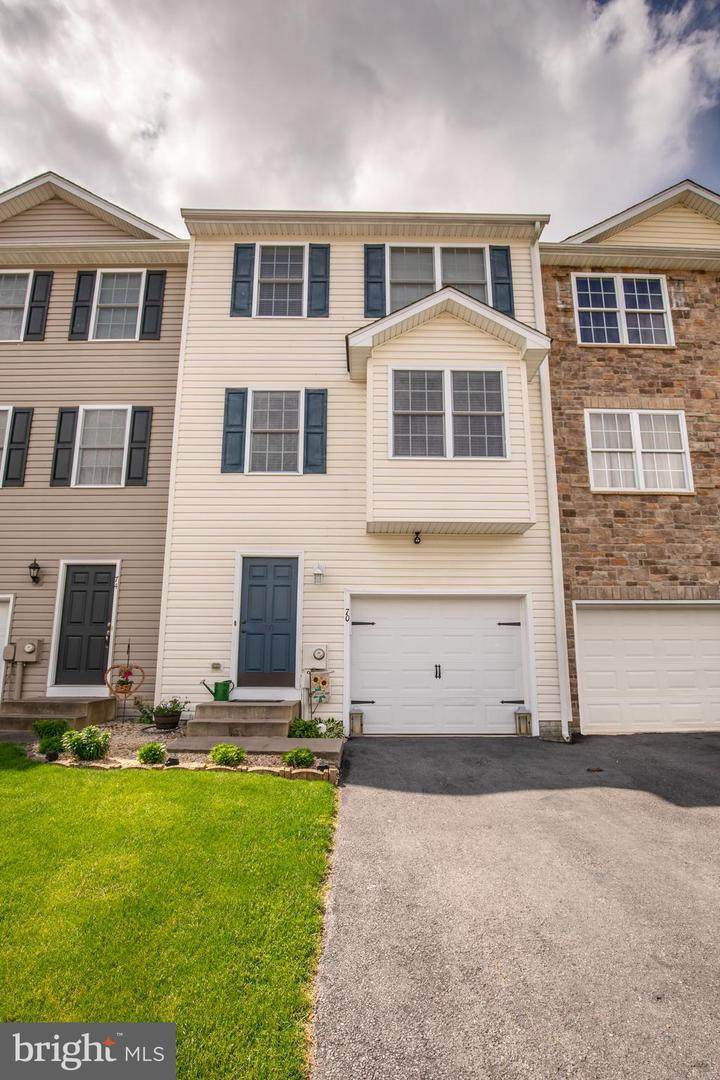 70 Myatt Court - Photo 1 70 Myatt Court - Photo 1