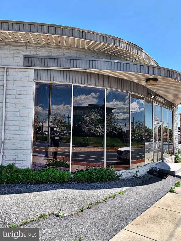 545 Dundalk Avenue - Photo 1