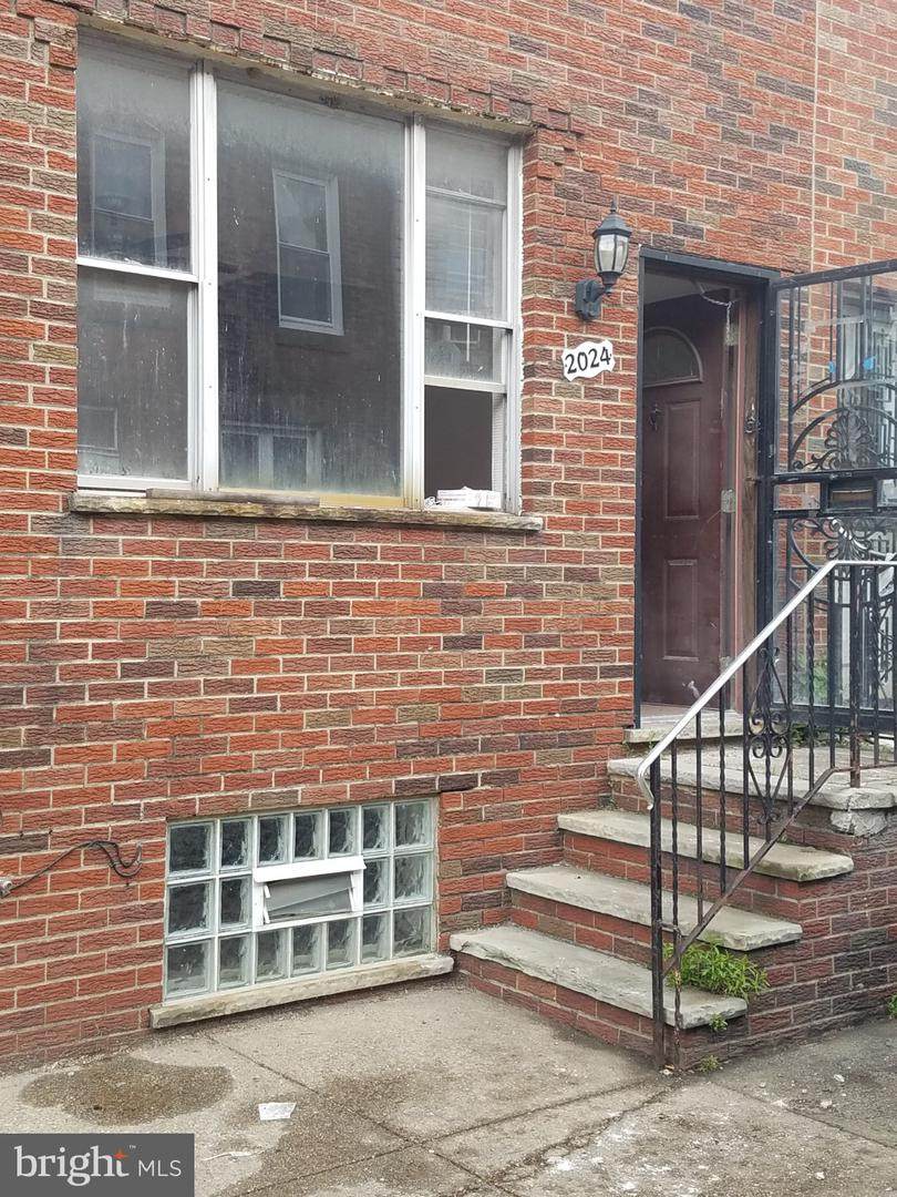 2024 Croskey Street - Photo 1