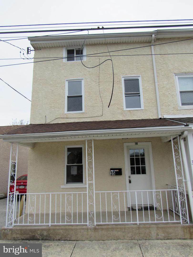 35 Edgemont Avenue - Photo 1