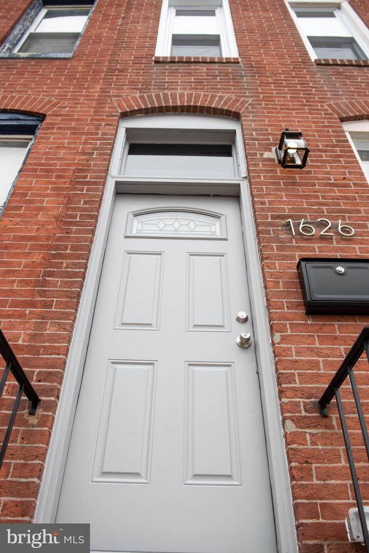 1626 Preston Street - Photo 1