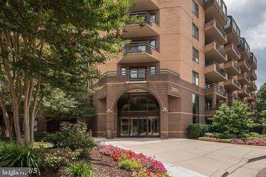2111 Wisconsin Avenue - Photo 1