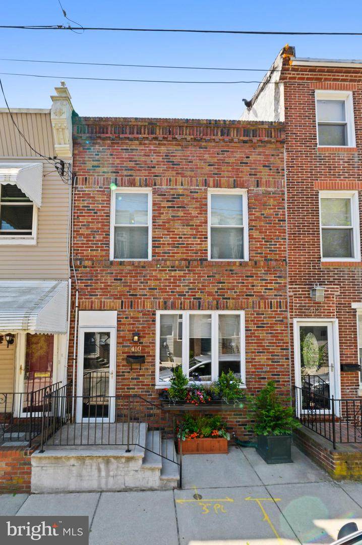 410 Manton Street - Photo 1