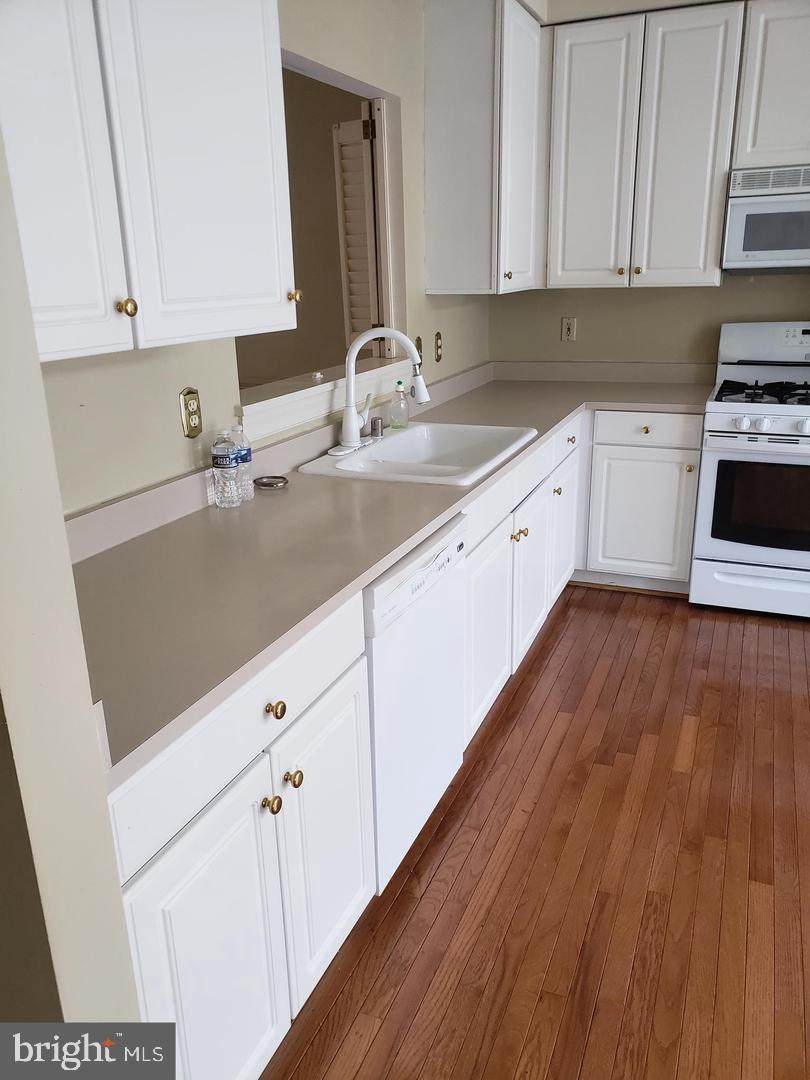 2232 Journet Drive - Photo 1