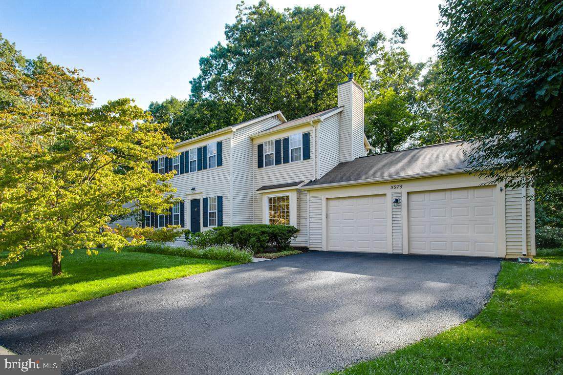 5975 Burnside Landing Drive - Photo 1