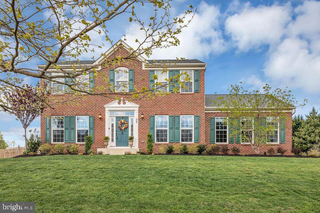 52 Potterfield Drive - Photo 1
