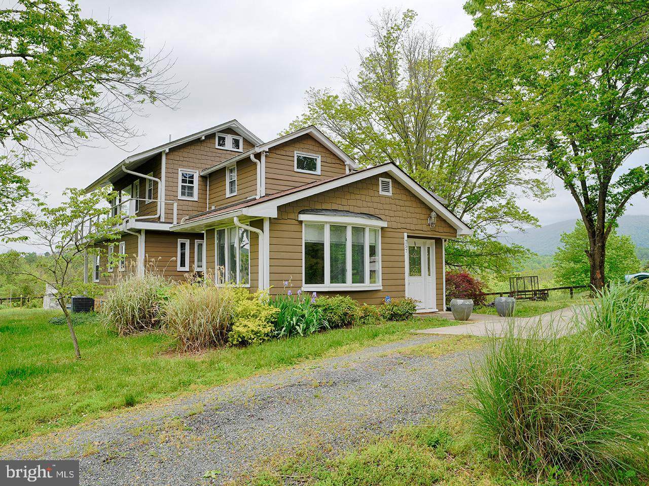257 Echo Lane - Photo 1