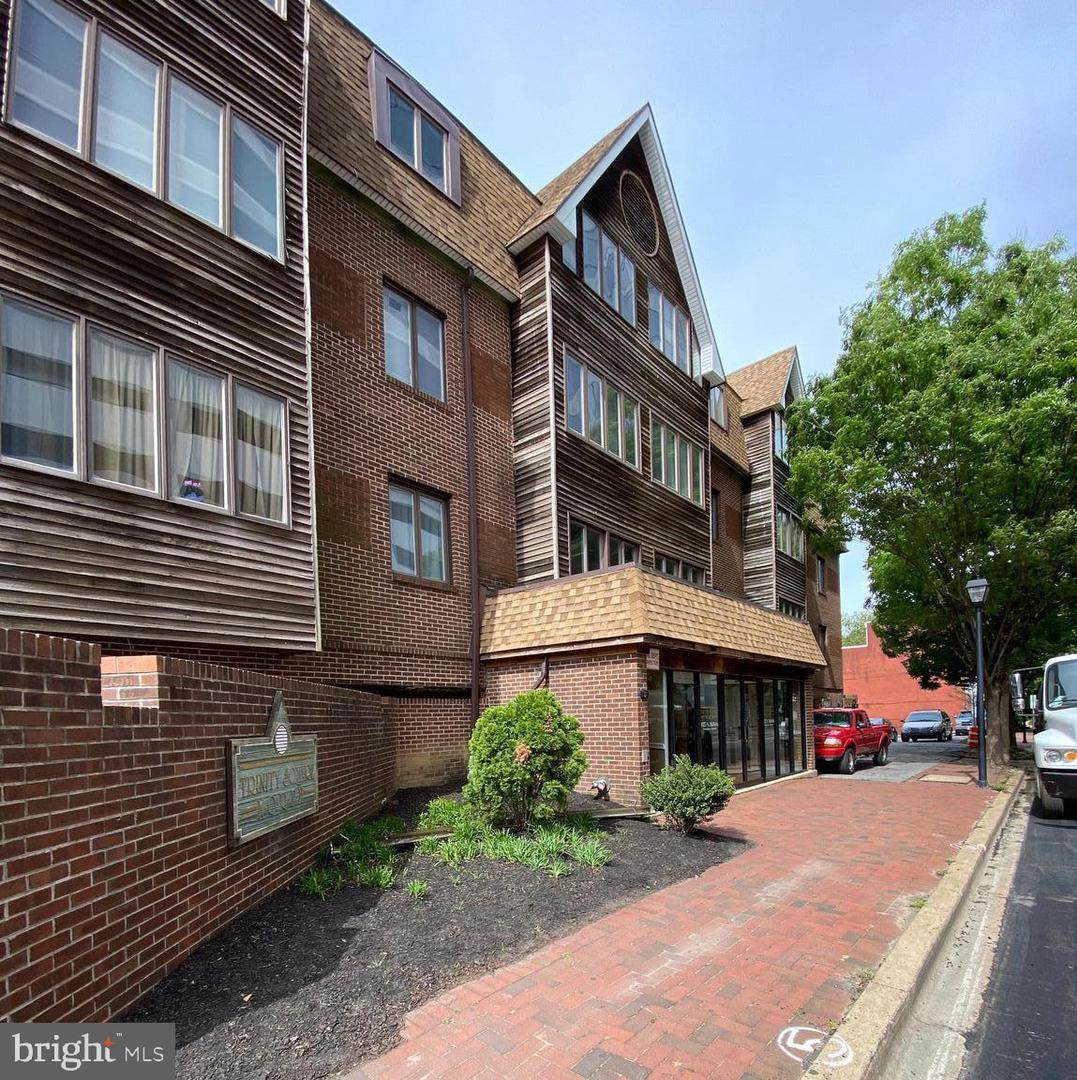 1025 Madison Street - Photo 1 1025 Madison Street - Photo 1