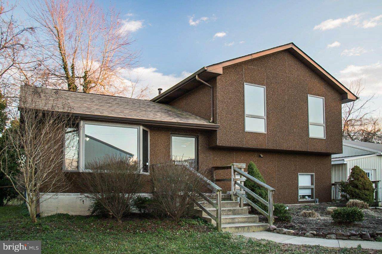 206 Banjo Lane - Photo 1