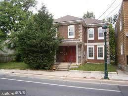 423 Jonathan Street - Photo 1