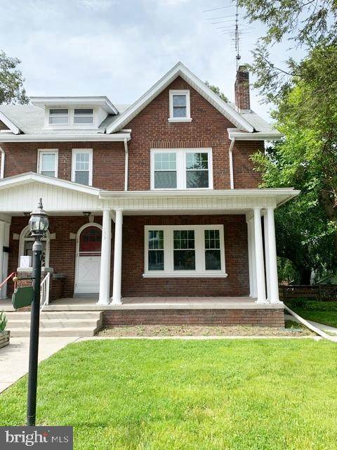 1533 2ND Avenue - Photo 1