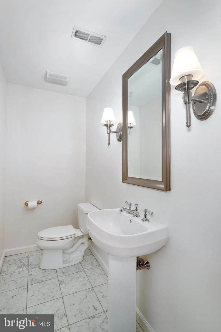 1811-19 Chestnut Street - Photo 1