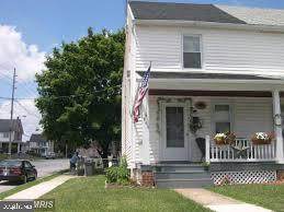 843 Rose Hill Avenue - Photo 1