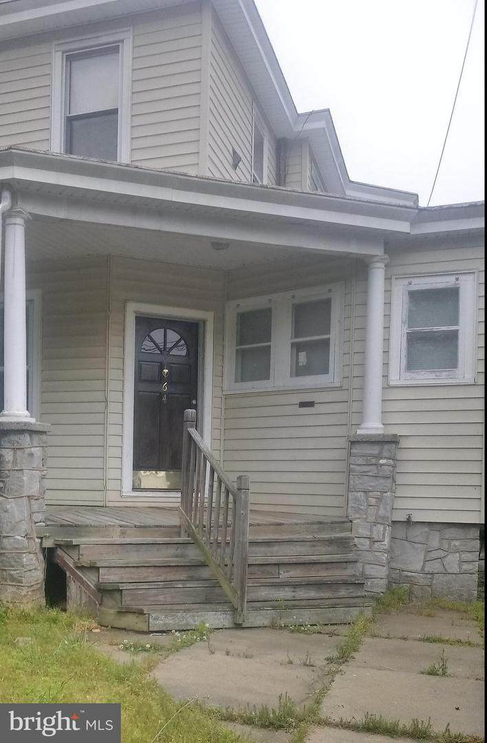 64 8TH Street - Photo 1