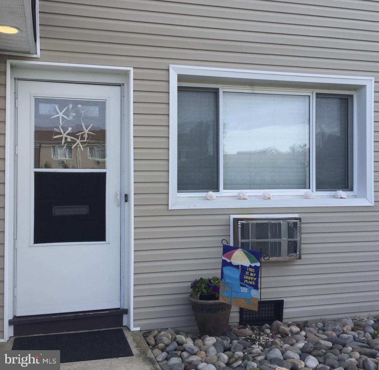 4901 Harbor Beach Boulevard - Photo 1