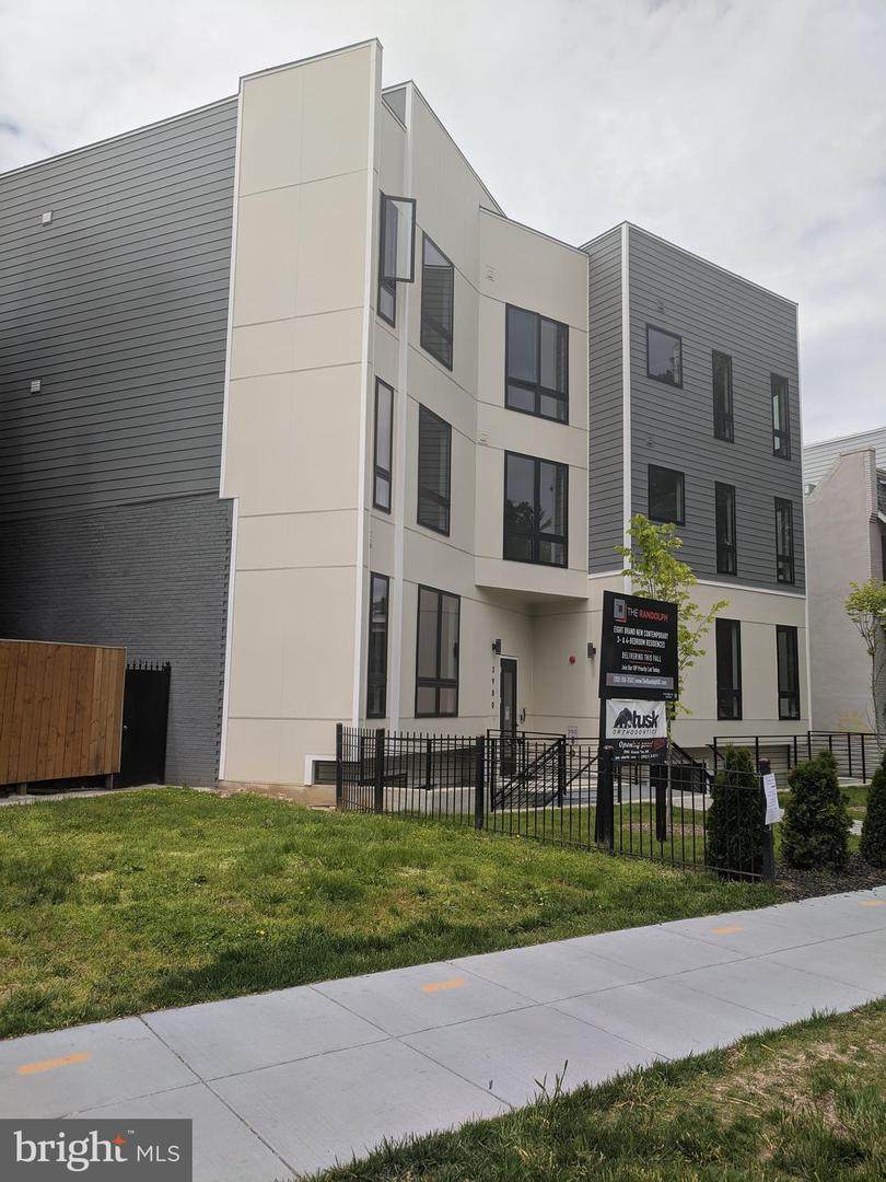 3900 KANSAS AVE - Photo 1