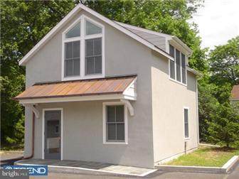 423 Main Street - Photo 1