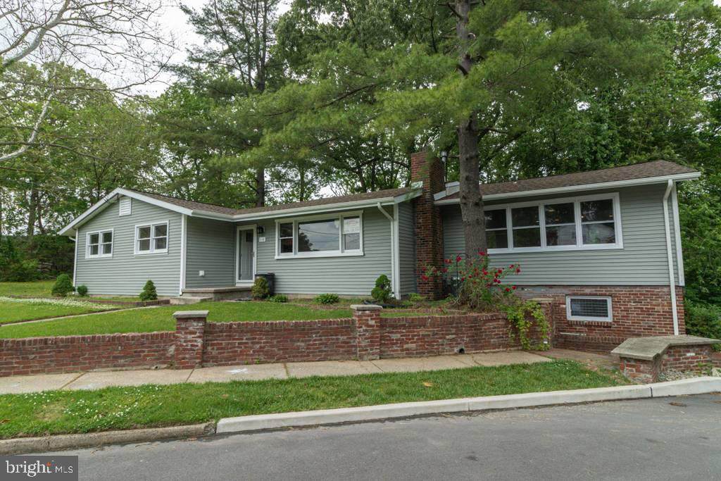 110 Vassar Avenue - Photo 1