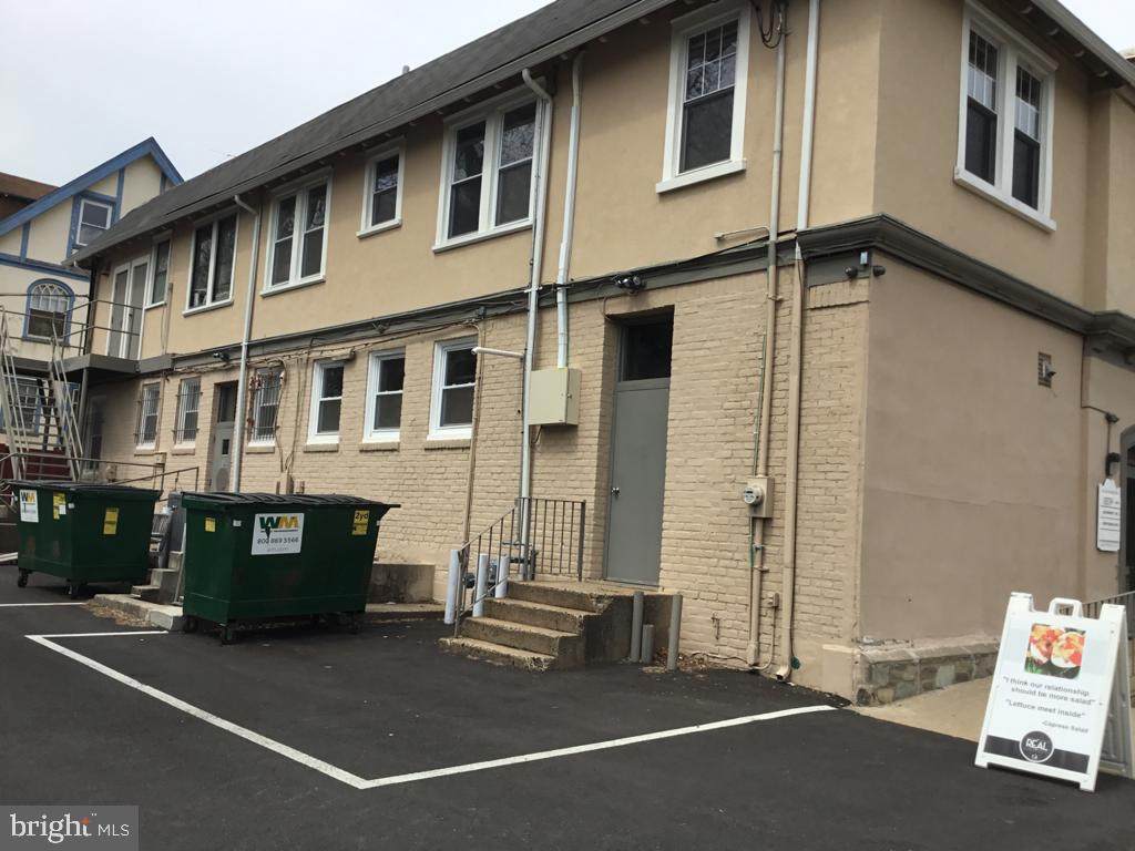 100-102 Greenwood Avenue - Photo 1