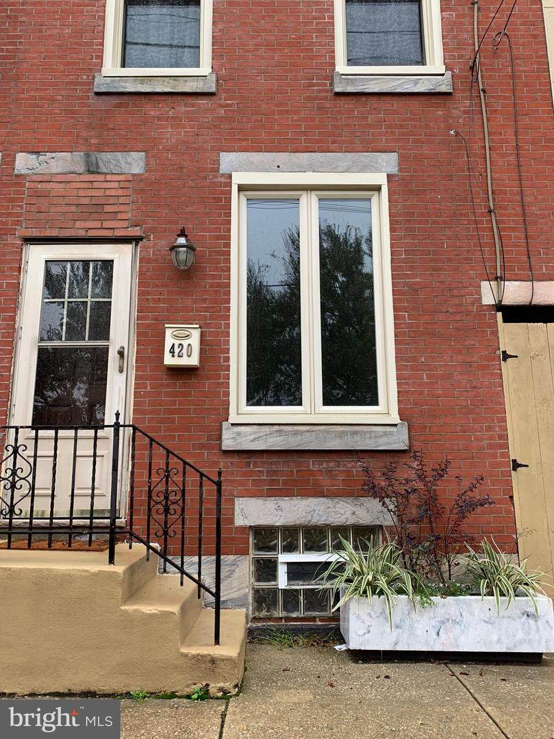 420 Thompson Street - Photo 1