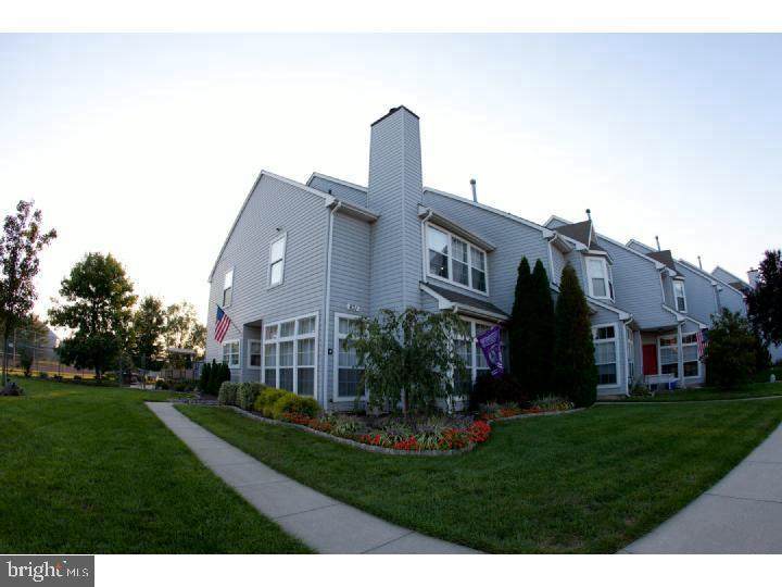 831 Thoreau Lane - Photo 1