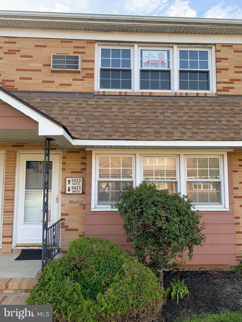 5423 Suffolk Court - Photo 1