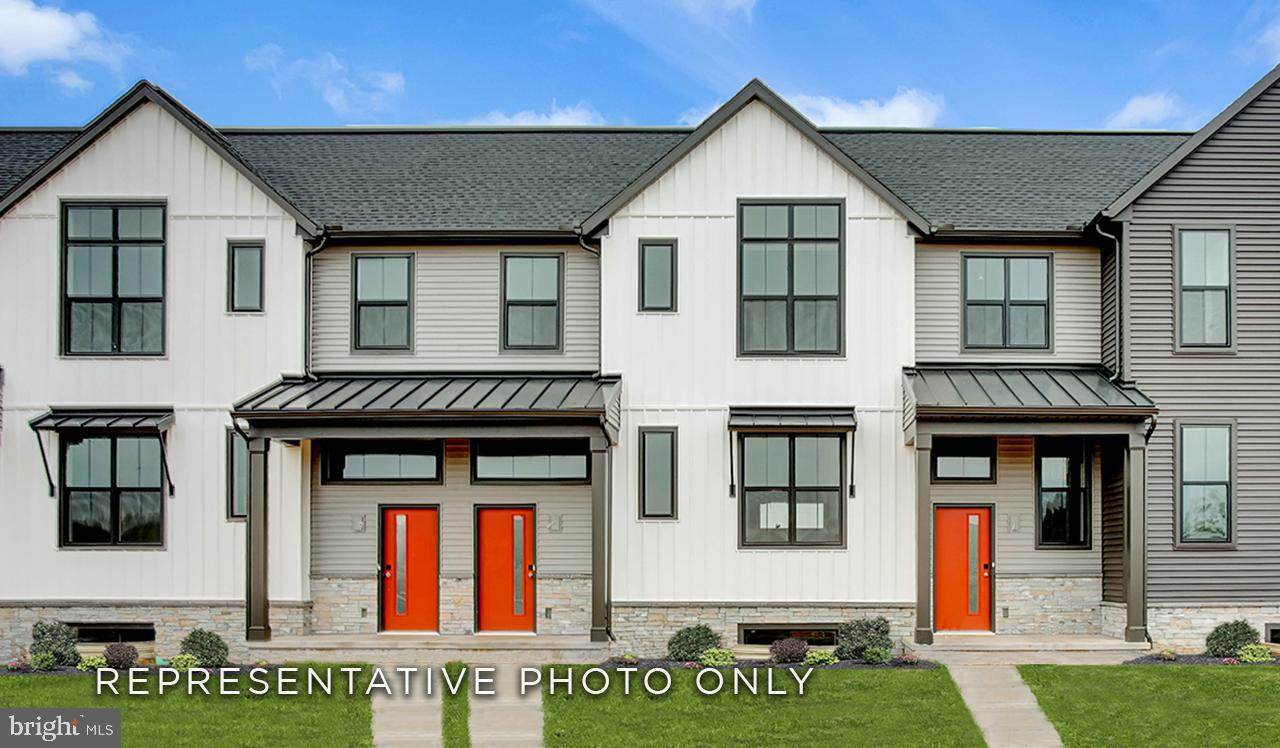 205 Estate Drive - Photo 1